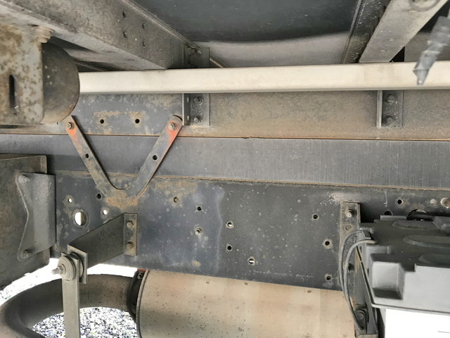 いすゞフォワードアルミウイング中型（4t）[写真26]