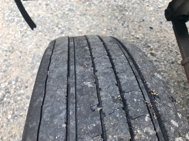 三菱ふそうファイター平ボディ中型（4t）[写真18]