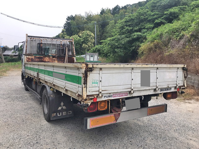三菱ふそうファイター平ボディ中型（4t）[写真02]