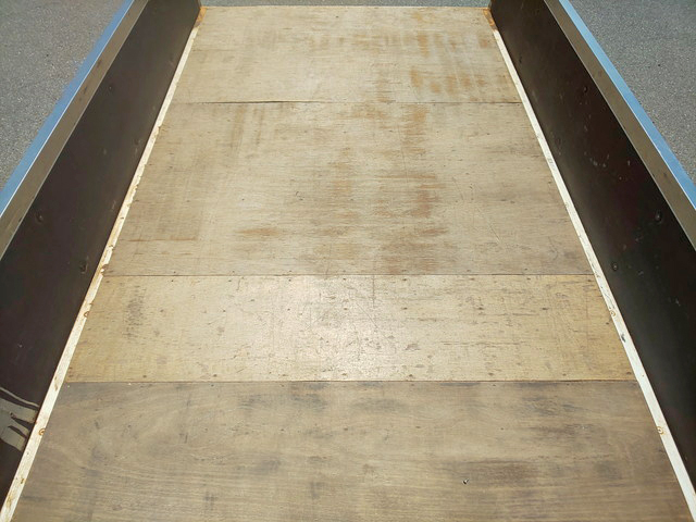 いすゞエルフ平ボディ小型（2t・3t）[写真13]