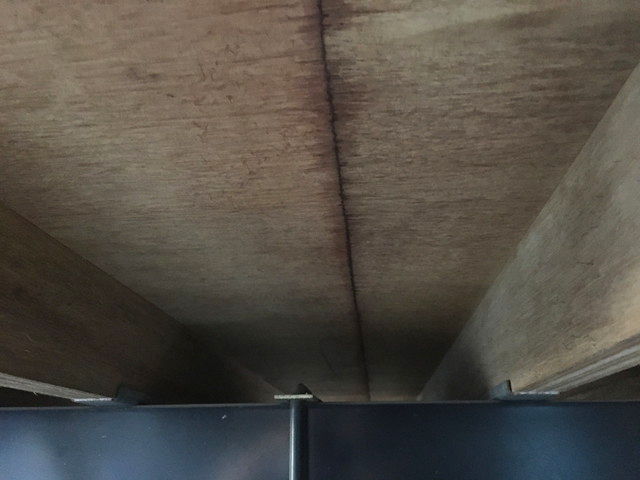 いすゞエルフ平ボディ小型（2t・3t）[写真12]