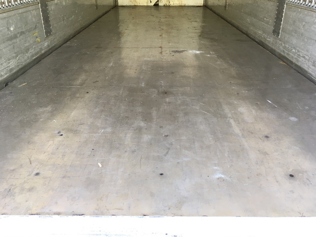 日野レンジャー冷蔵冷凍ウイング増トン（6t・8t）[写真13]