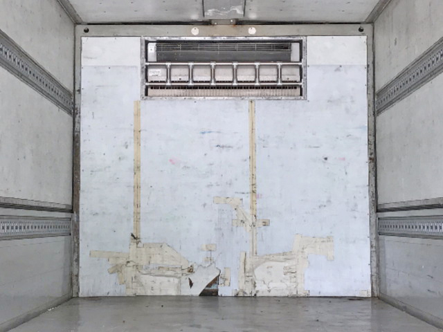 日野レンジャー冷蔵冷凍ウイング増トン（6t・8t）[写真15]