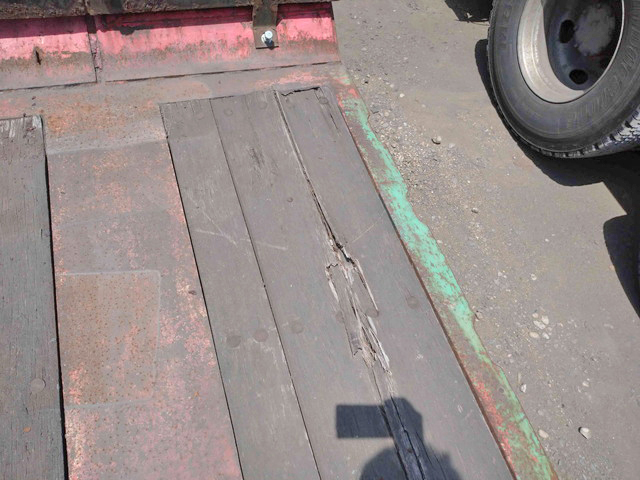 その他のメーカーその他の車種トレーラー（セミトレーラー）大型（10t）[写真09]