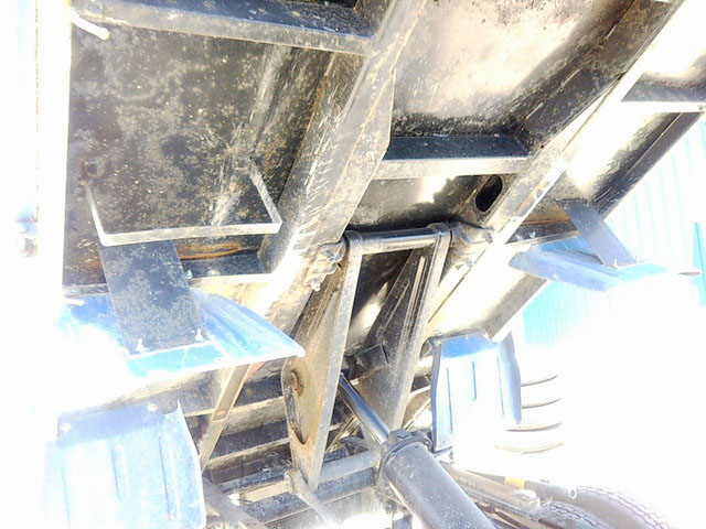 いすゞエルフダンプ小型（2t・3t）[写真13]