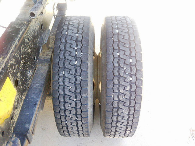 いすゞエルフダンプ小型（2t・3t）[写真23]