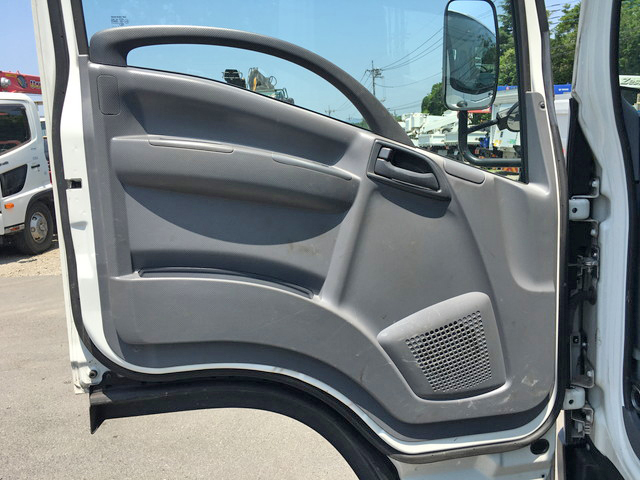 いすゞエルフ散水車小型（2t・3t）[写真28]