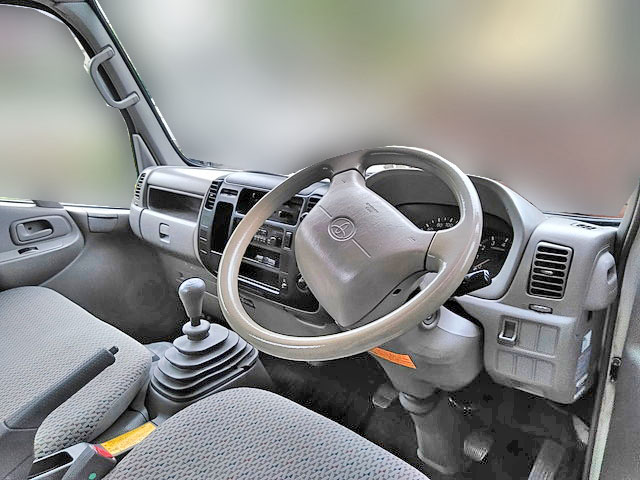 トヨタダイナ平ボディ小型（2t・3t）[写真28]