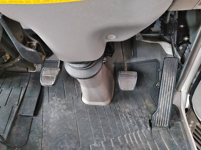 トヨタダイナ平ボディ小型（2t・3t）[写真30]