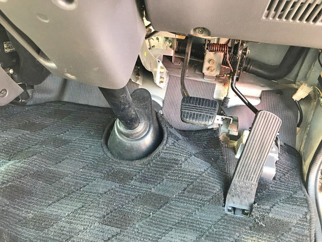 いすゞジャーニーマイクロバス[写真24]