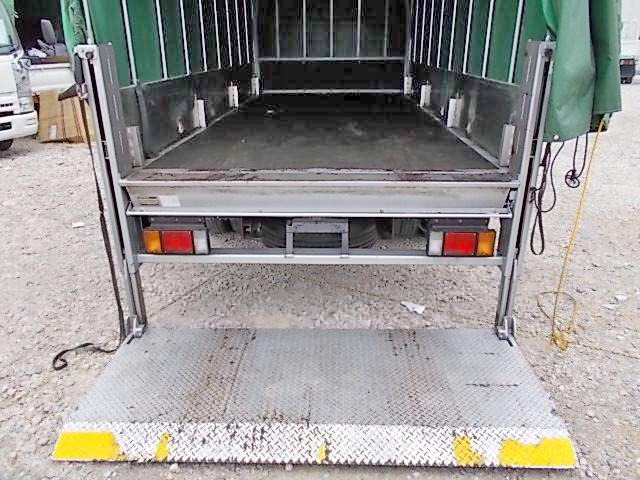 いすゞエルフ幌車小型（2t・3t）[写真17]