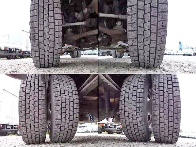 いすゞエルフ幌車小型（2t・3t）[写真23]