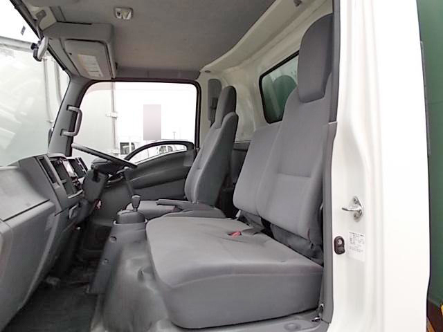 いすゞエルフ幌車小型（2t・3t）[写真30]