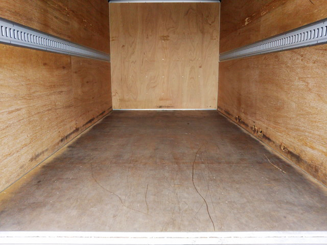 トヨタトヨエースアルミバン小型（2t・3t）[写真13]