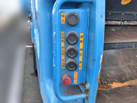 日野レンジャーパッカー車（塵芥車）中型（4t）[写真16]