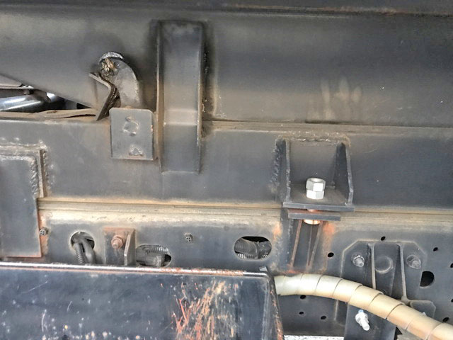 日野レンジャーパッカー車（塵芥車）中型（4t）[写真25]