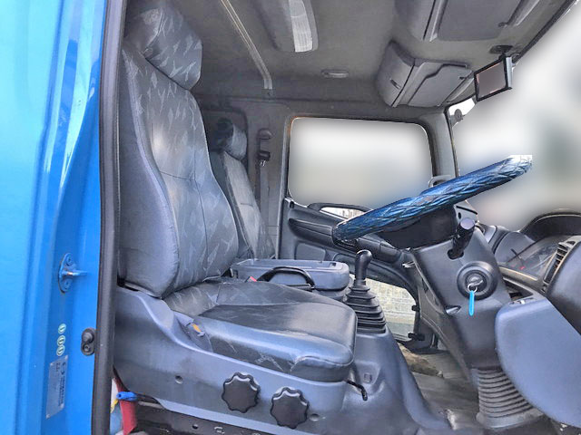 日野レンジャーパッカー車（塵芥車）中型（4t）[写真31]