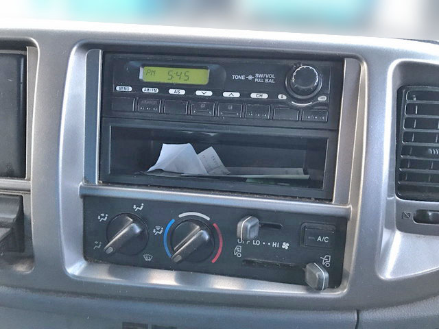 日野レンジャーパッカー車（塵芥車）中型（4t）[写真37]