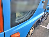 日野レンジャーパッカー車（塵芥車）中型（4t）[写真05]