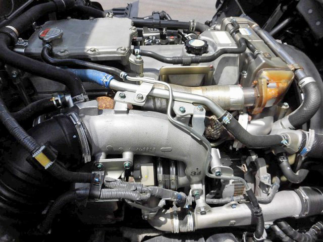 日野レンジャーアルミブロック中型（4t）[写真18]