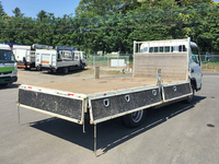 三菱ふそうキャンター平ボディ小型（2t・3t）[写真14]