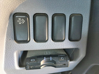 三菱ふそうキャンター平ボディ小型（2t・3t）[写真38]