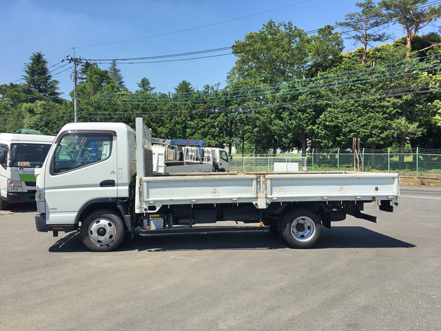 三菱ふそうキャンター平ボディ小型（2t・3t）[写真05]
