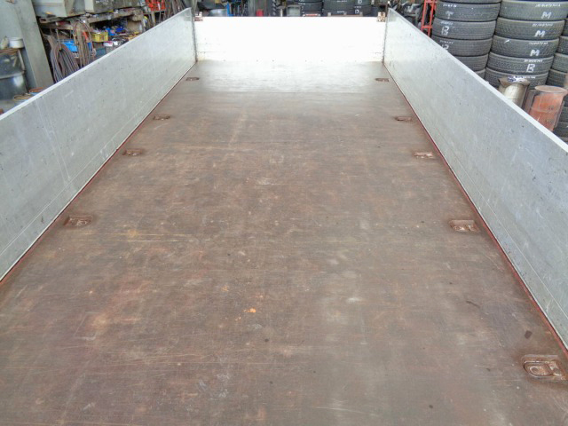 日野レンジャーアルミブロック中型（4t）[写真10]