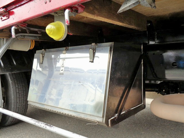 日野レンジャーアルミブロック中型（4t）[写真13]