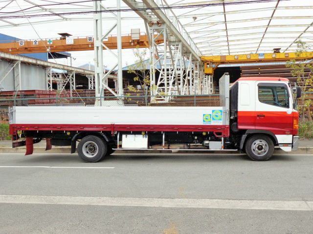 日野レンジャーアルミブロック中型（4t）[写真06]
