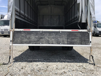 三菱ふそうキャンター幌ウイング小型（2t・3t）[写真10]