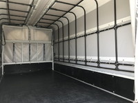 三菱ふそうキャンター幌ウイング小型（2t・3t）[写真13]