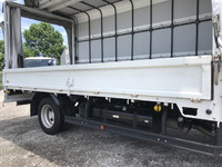 三菱ふそうキャンター幌ウイング小型（2t・3t）[写真21]