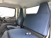 三菱ふそうキャンター幌ウイング小型（2t・3t）[写真34]