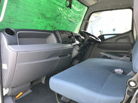 三菱ふそうキャンター幌ウイング小型（2t・3t）[写真35]