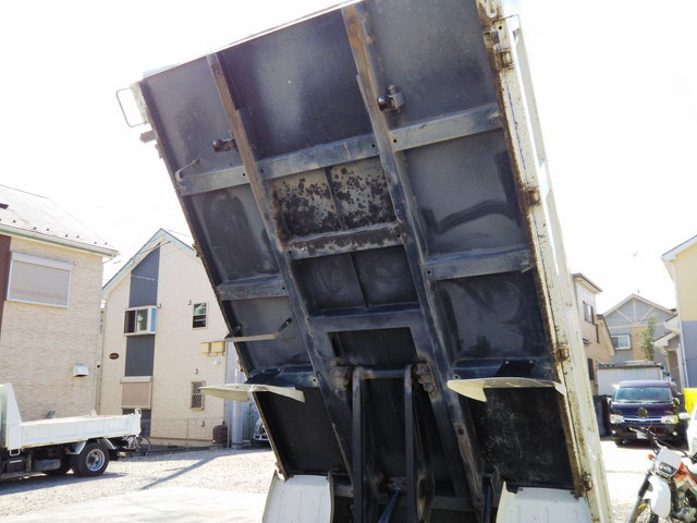 いすゞエルフダンプ小型（2t・3t）[写真17]