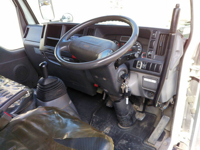 いすゞエルフダンプ小型（2t・3t）[写真35]