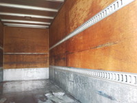 いすゞエルフアルミバン小型（2t・3t）[写真13]