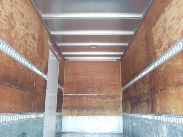 いすゞエルフアルミバン小型（2t・3t）[写真14]