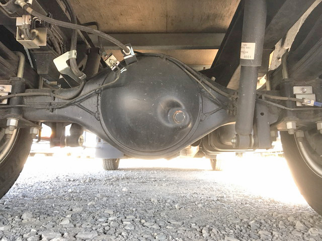 いすゞエルフアルミバン小型（2t・3t）[写真20]