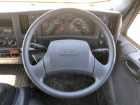 いすゞエルフアルミバン小型（2t・3t）[写真33]