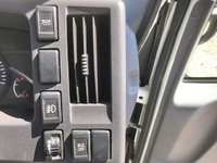 いすゞエルフアルミバン小型（2t・3t）[写真35]