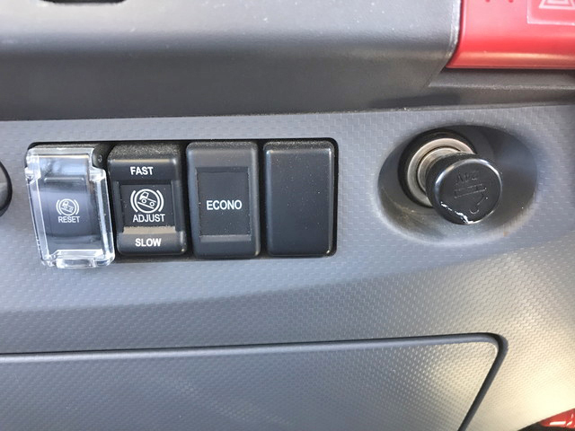 いすゞエルフアルミバン小型（2t・3t）[写真37]