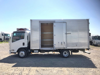 いすゞエルフアルミバン小型（2t・3t）[写真06]