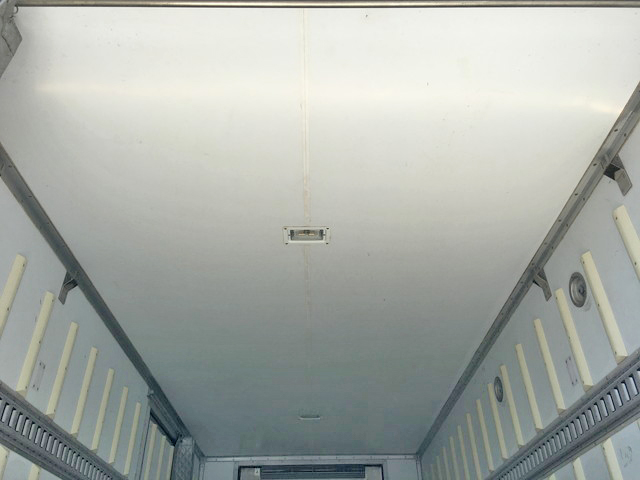 三菱ふそうキャンター冷凍車（冷蔵車）小型（2t・3t）[写真13]