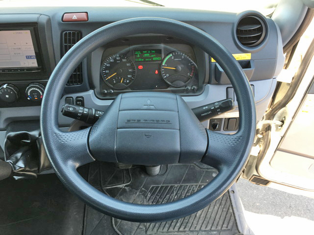 三菱ふそうキャンター冷凍車（冷蔵車）小型（2t・3t）[写真36]