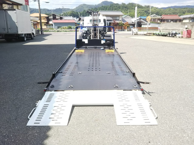 三菱ふそうキャンターセーフティローダー小型（2t・3t）[写真12]