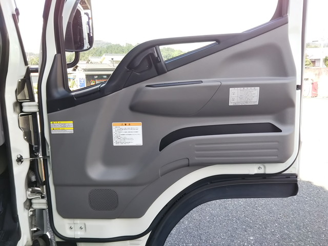 三菱ふそうキャンターセーフティローダー小型（2t・3t）[写真27]
