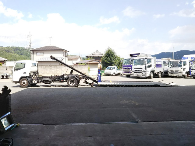 三菱ふそうキャンターセーフティローダー小型（2t・3t）[写真06]