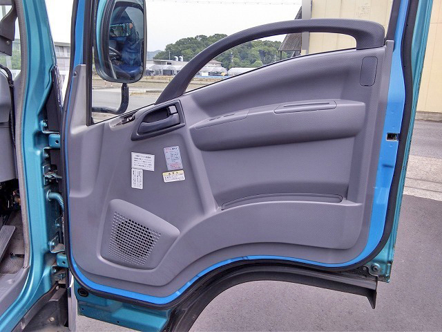 いすゞエルフパッカー車（塵芥車）小型（2t・3t）[写真30]